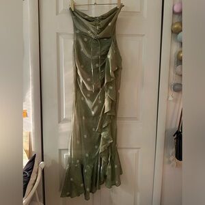 X by NBD Ballisima Daisy Cut Out Dress in Green | shimmery fabric